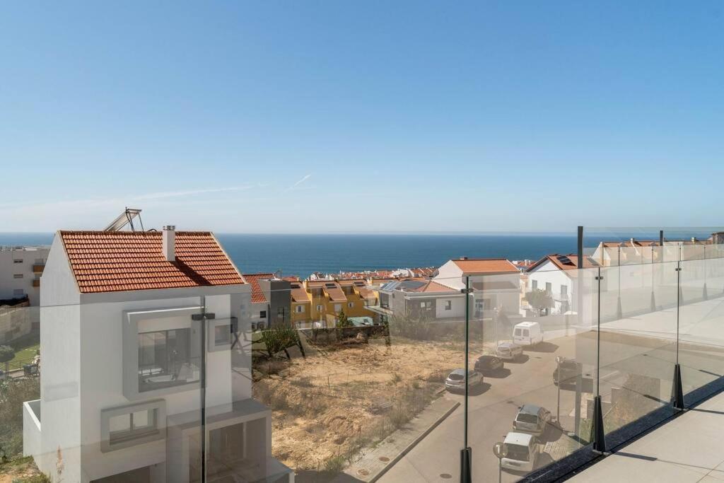 Beach, Ocean View & Bright House Ericeira Exterior photo